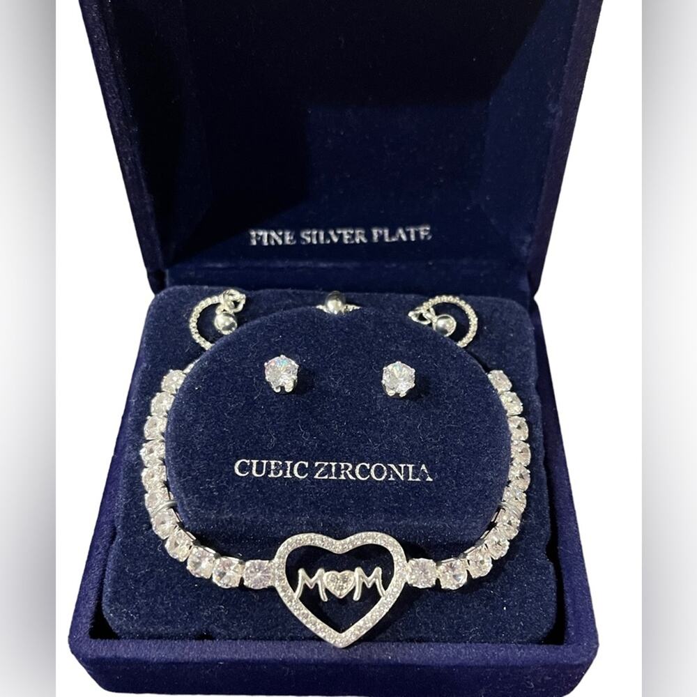 Silver Plate Mom Bracelet & Solitaire Earrings Set Adjustable CZ New Box